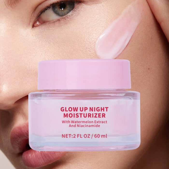 Overnight Radiance Watermelon Glow Cream with Niacinamide - Image 3