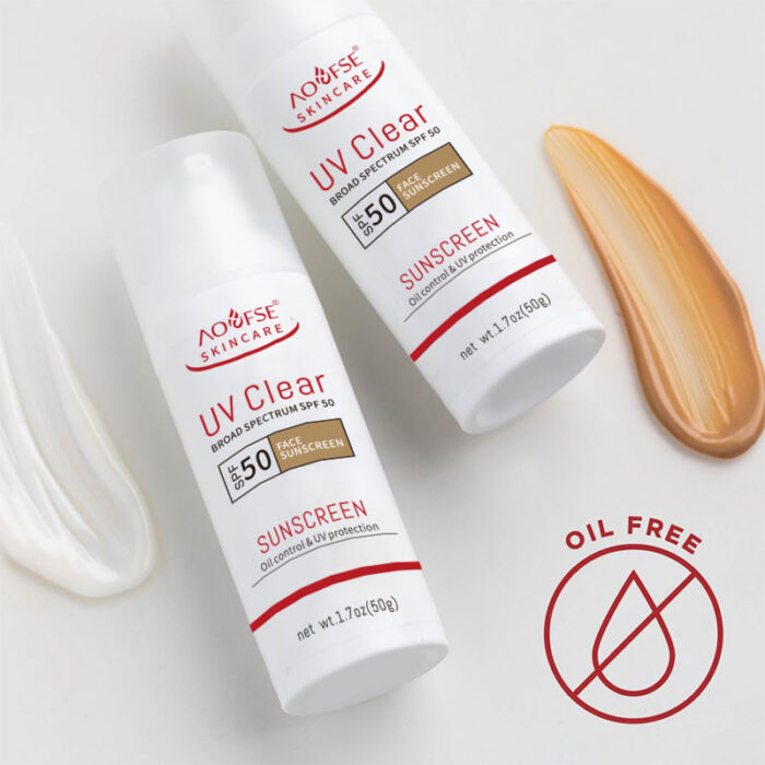 Tinted Mineral Face Sunscreen SPF 50 - Image 4